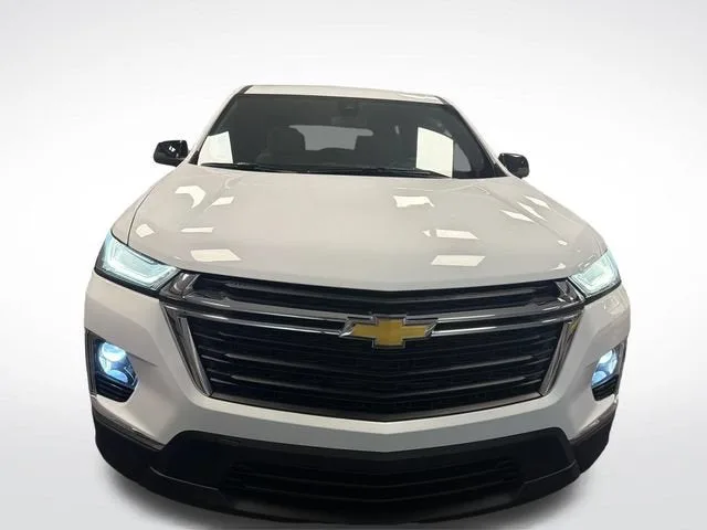 2024 Chevrolet Traverse Limited LS photo 8