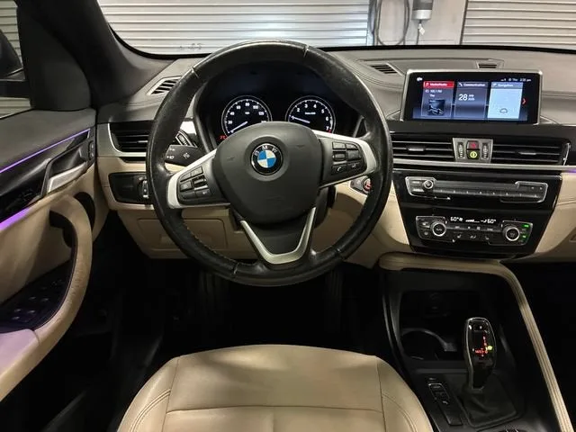 2021 BMW X1 sDrive28i photo 13