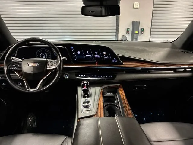 2022 Cadillac Escalade ESV Luxury photo 13