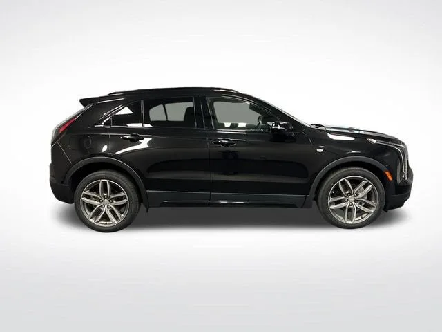2023 Cadillac XT4 Sport photo 6