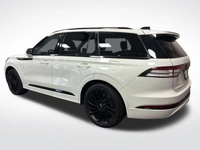 2025 Lincoln Aviator Reserve photo 34
