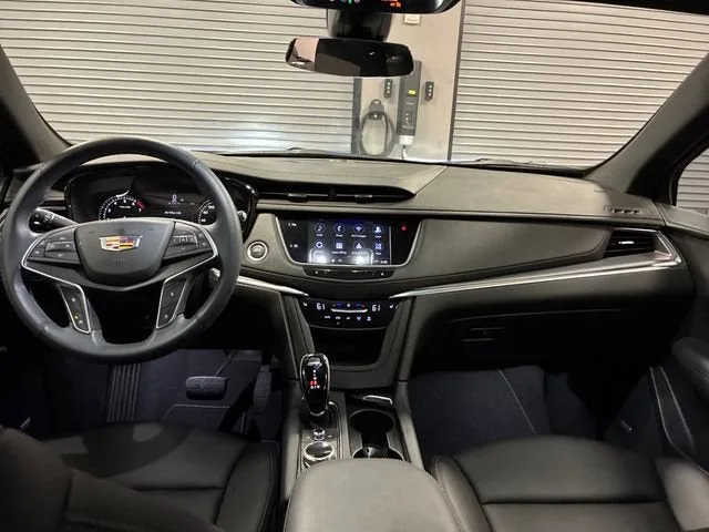 2024 Cadillac XT5 Luxury photo 12