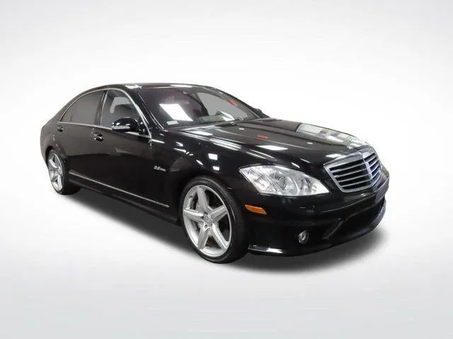 2008 Mercedes-Benz S-Class 6.3L V8 AMG® photo 7