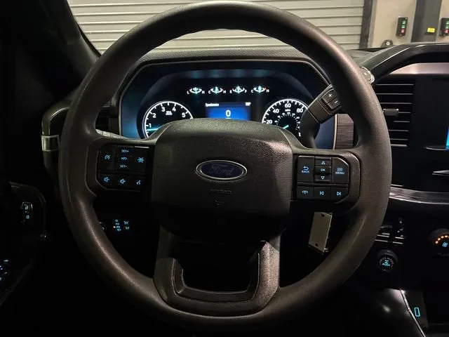 2023 Ford F-150 XL photo 14