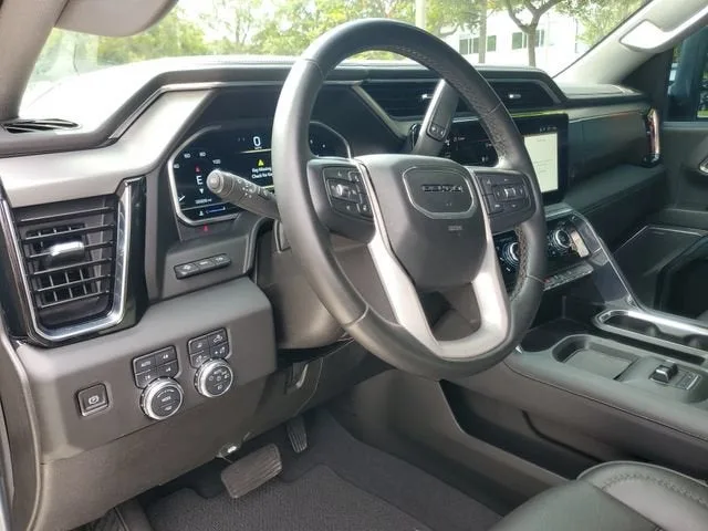 2024 GMC Sierra 2500 HD Denali photo 19