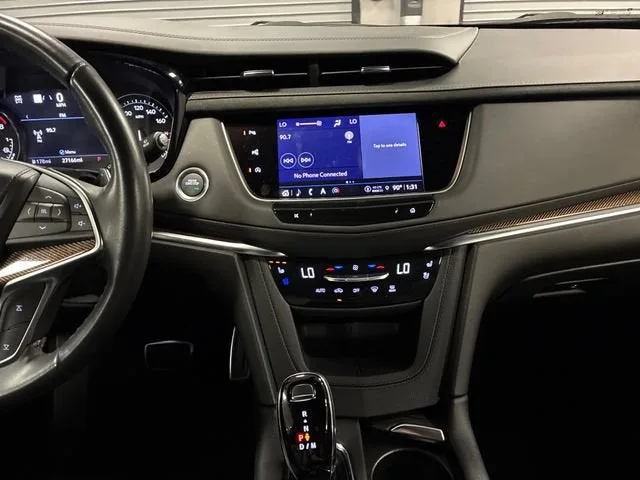 2024 Cadillac XT5 Sport photo 18