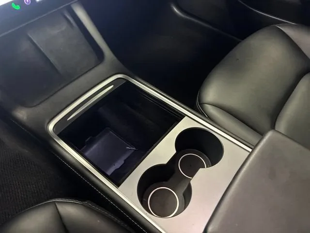 2022 Tesla Model 3 Base photo 24