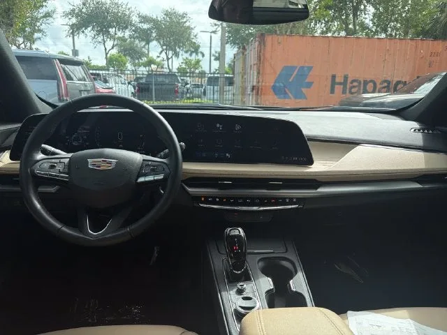 2025 Cadillac XT4 Premium Luxury photo 12