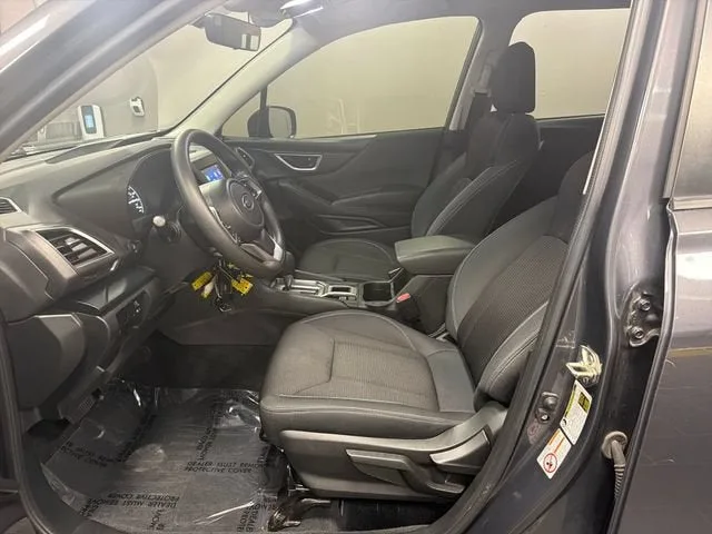 2020 Subaru Forester Base photo 9