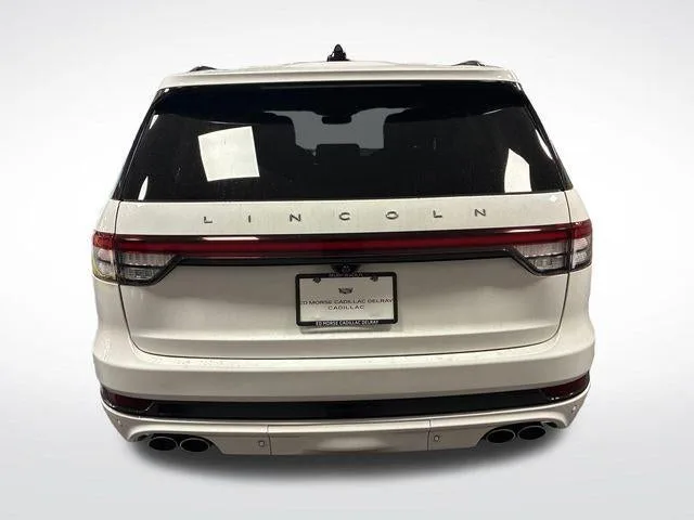 2025 Lincoln Aviator Reserve photo 35