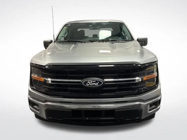 2024 Ford F-150 XLT photo 8