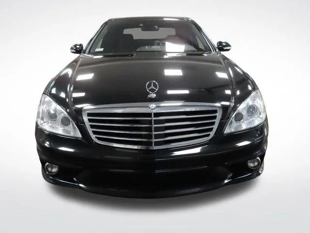 2008 Mercedes-Benz S-Class 6.3L V8 AMG® photo 8