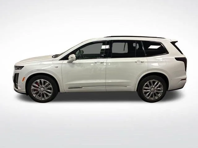 2023 Cadillac XT6 Sport photo 2