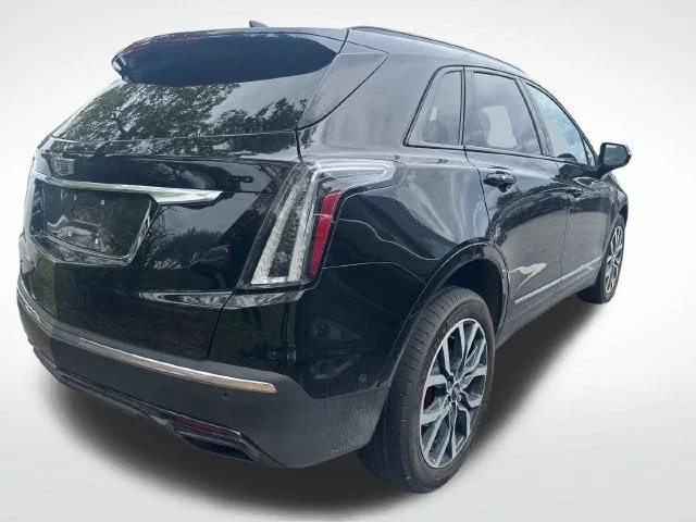 2024 Cadillac XT5 Sport photo 5