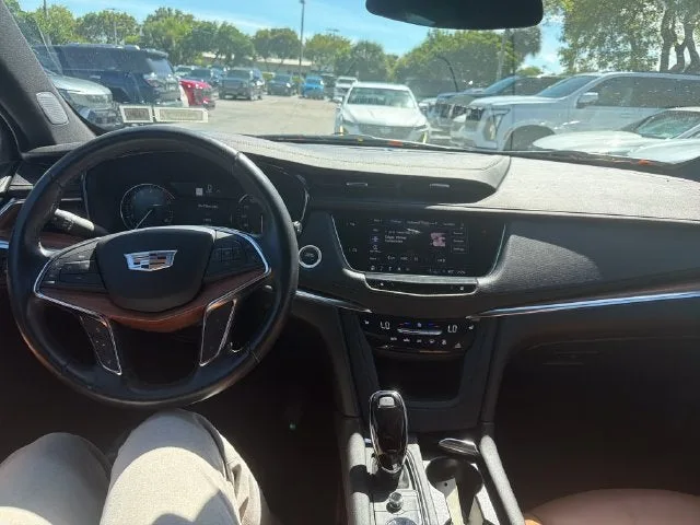 2024 Cadillac XT5 Premium Luxury photo 11