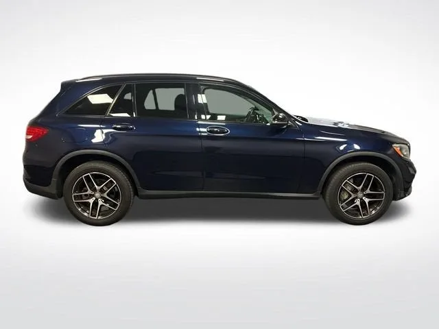 2017 Mercedes-Benz GLC GLC 300 photo 6
