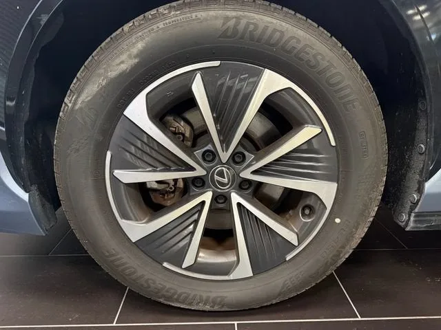 2023 Lexus RZ RZ 450e Premium photo 28