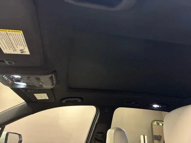 2023 Cadillac XT6 Sport photo 22
