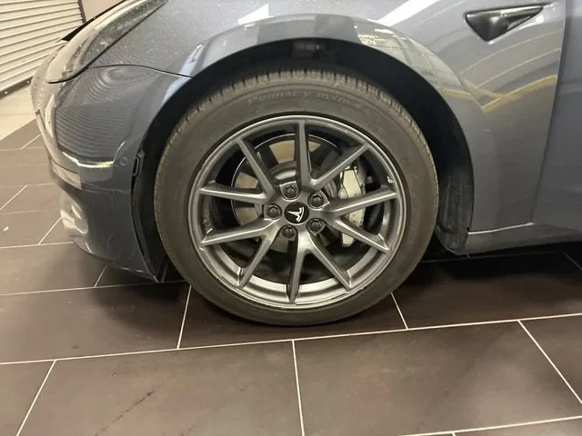 2022 Tesla Model 3 Base photo 27