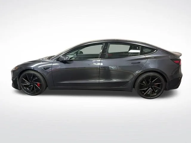 2024 Tesla Model 3 Performance photo 2