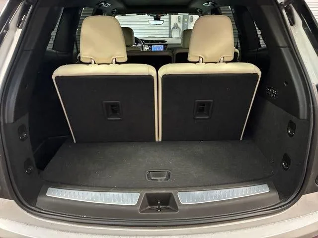 2023 Cadillac XT6 Sport photo 24