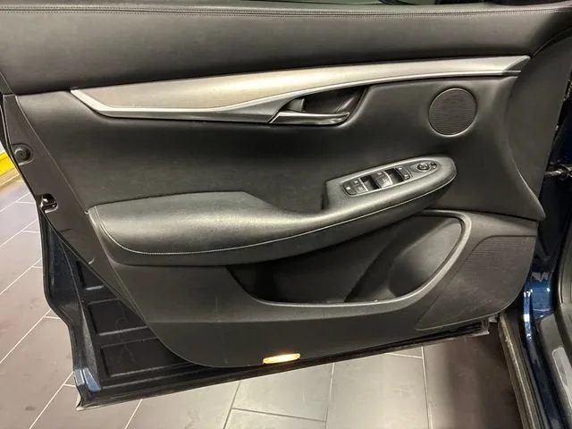 2019 INFINITI QX50 PURE photo 10