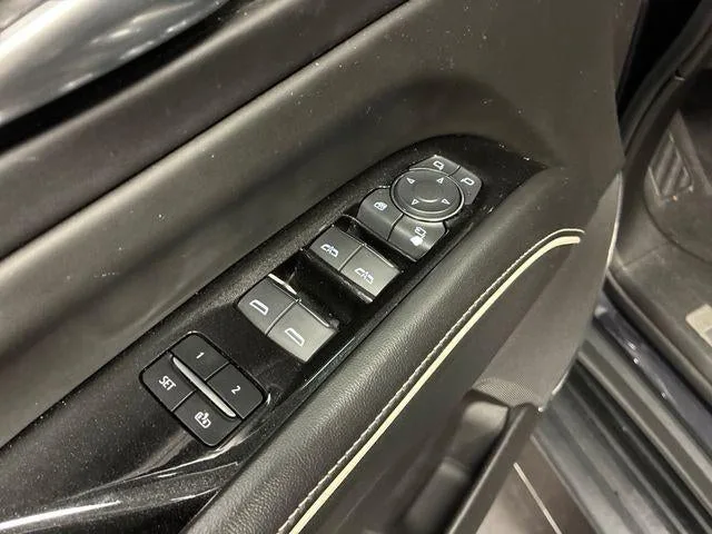 2023 Cadillac Escalade Sport Platinum photo 43