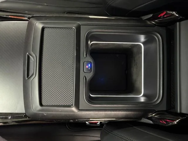 2025 Land Rover Range Rover Sport SV Edition Two photo 27