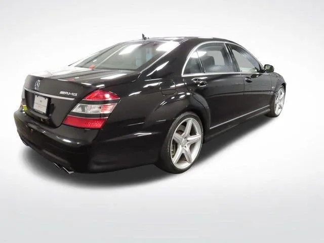 2008 Mercedes-Benz S-Class 6.3L V8 AMG® photo 5