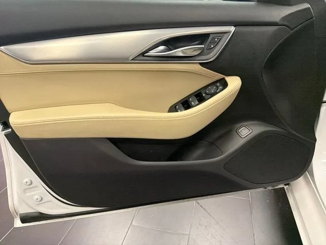 2023 Cadillac CT5 Luxury photo 10