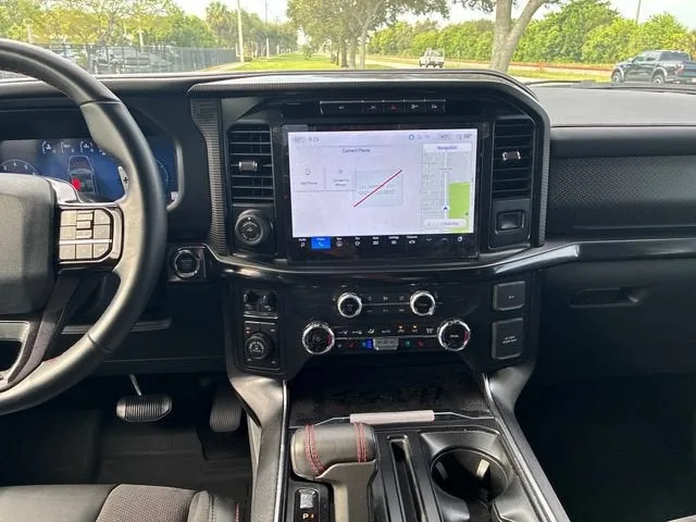 2024 Ford F-150 Raptor photo 18