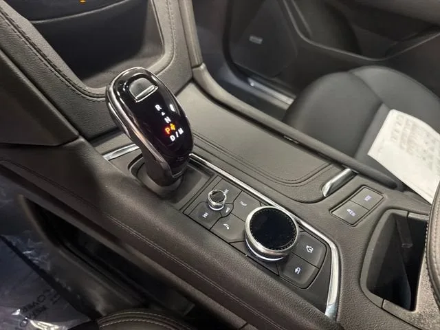 2024 Cadillac XT5 Luxury photo 25
