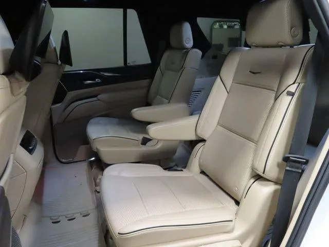 2024 Cadillac Escalade Premium Luxury photo 20