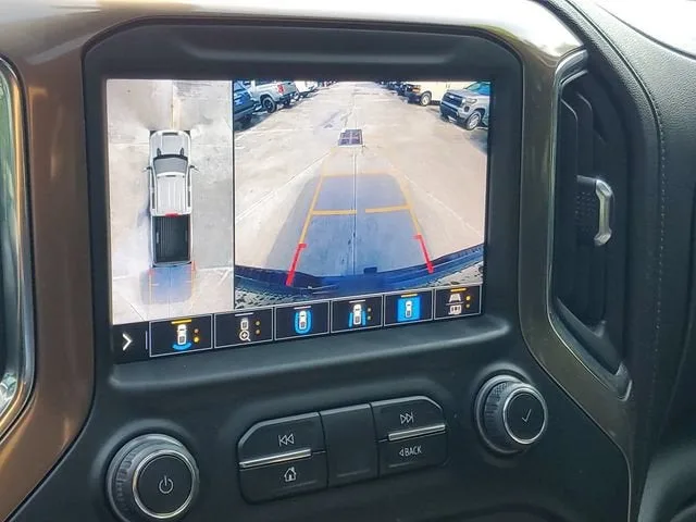 2022 Chevrolet Silverado 2500 HD High Country photo 28