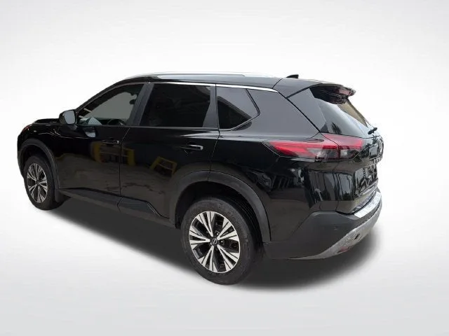 2023 Nissan Rogue SV photo 3
