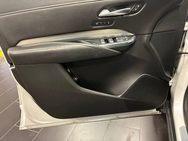2019 Cadillac XT4 FWD Premium Luxury photo 10