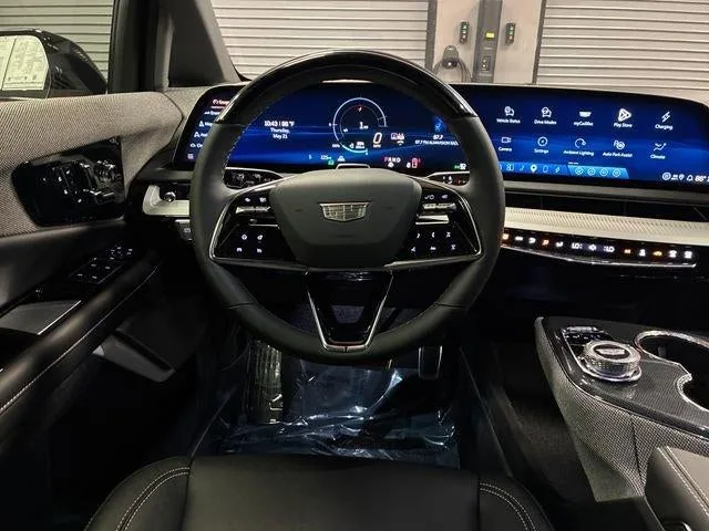 2026 Cadillac OPTIQ Sport photo 13