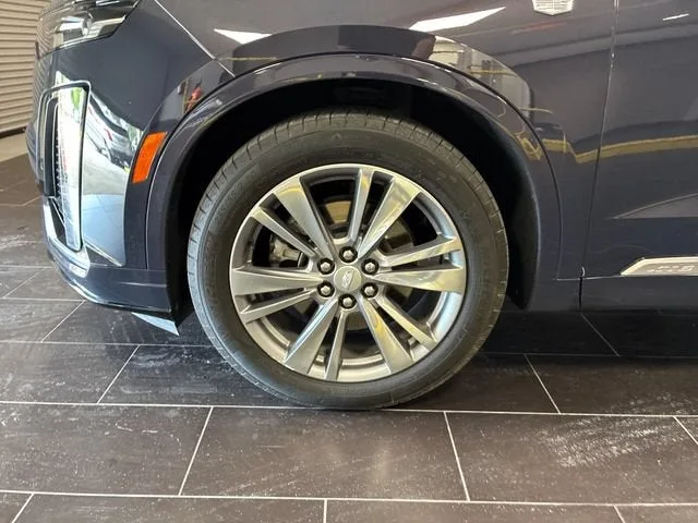 2025 Cadillac XT6 Premium Luxury photo 28