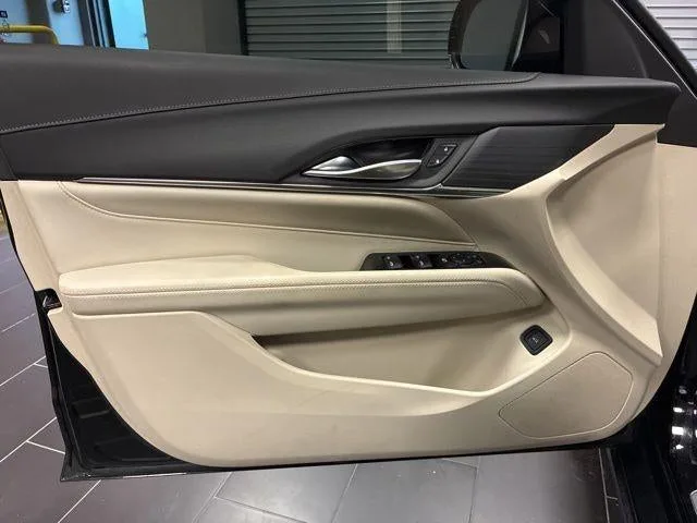 2025 Cadillac CT4 Luxury photo 40