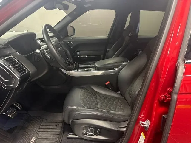 2022 Land Rover Range Rover Sport SVR photo 9