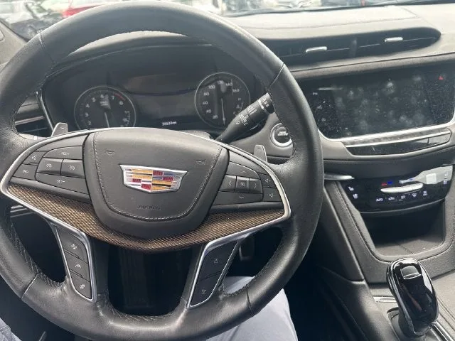2024 Cadillac XT5 Sport photo 10