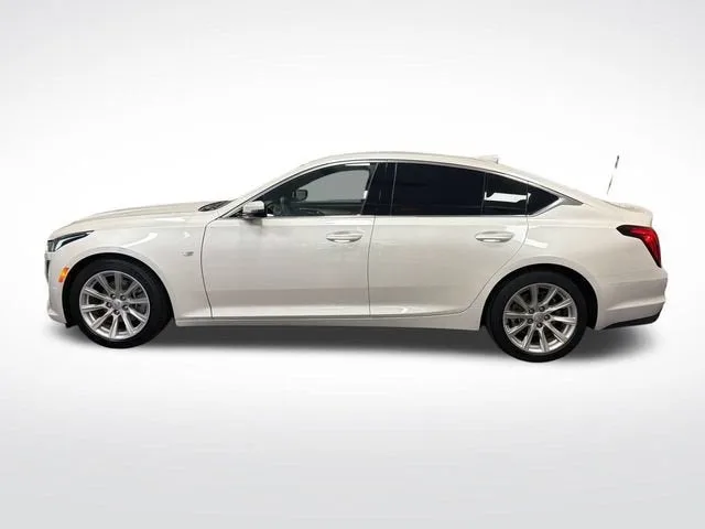 2023 Cadillac CT5 Luxury photo 2