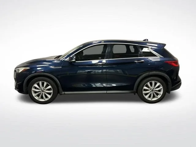 2019 INFINITI QX50 PURE photo 2
