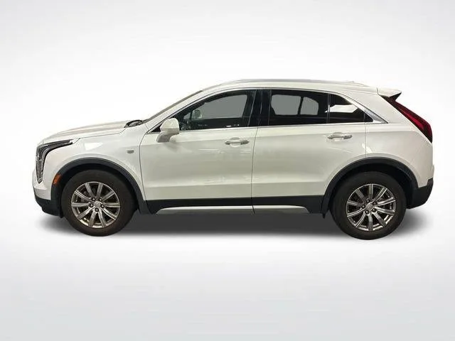 2019 Cadillac XT4 FWD Premium Luxury photo 2