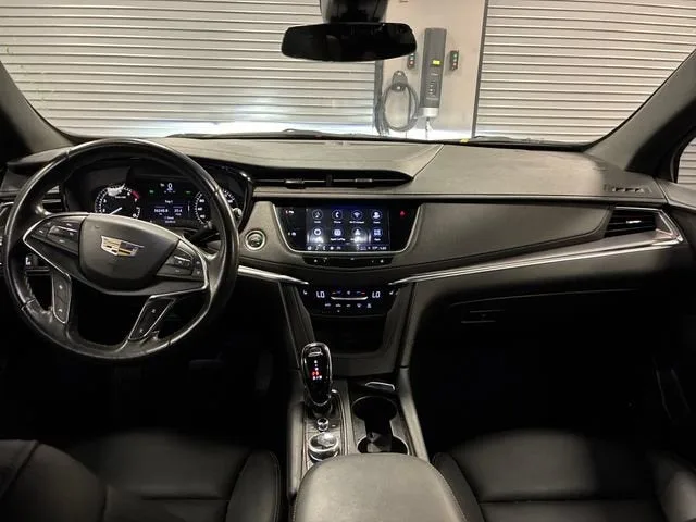 2023 Cadillac XT5 Luxury photo 12