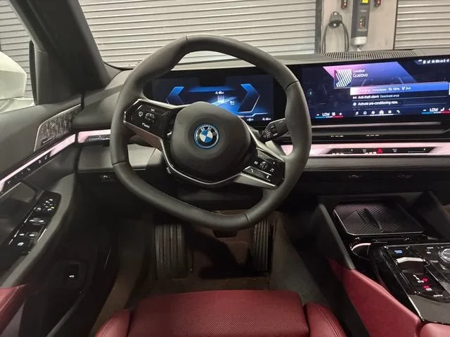 2026 BMW i5 eDrive40 photo 13