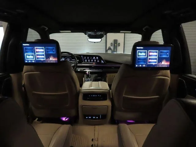 2024 Cadillac Escalade Premium Luxury photo 57
