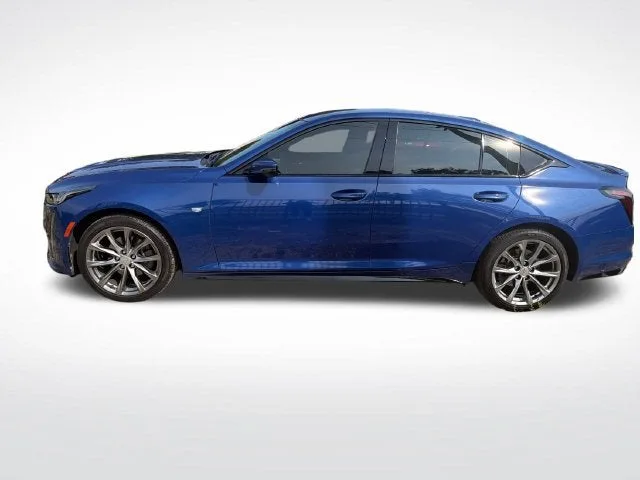 2022 Cadillac CT5 Sport photo 2