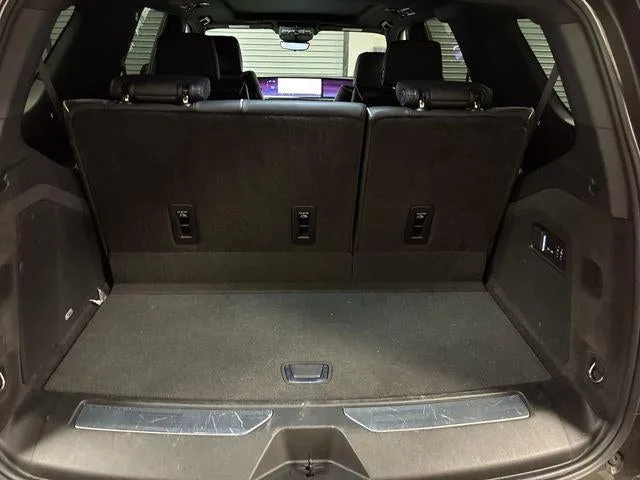 2025 Cadillac Escalade Sport photo 60
