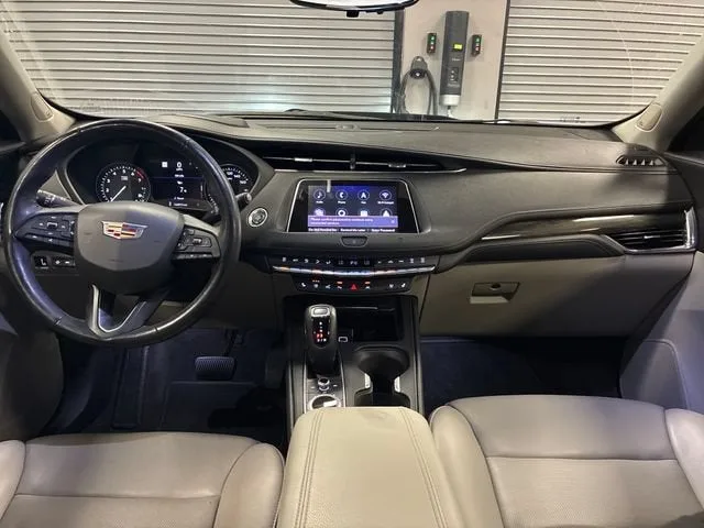 2019 Cadillac XT4 FWD Premium Luxury photo 12